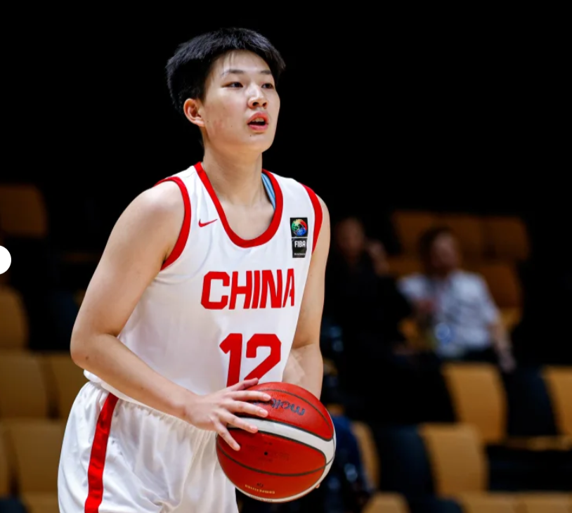 首节国少落, 阿多拉达