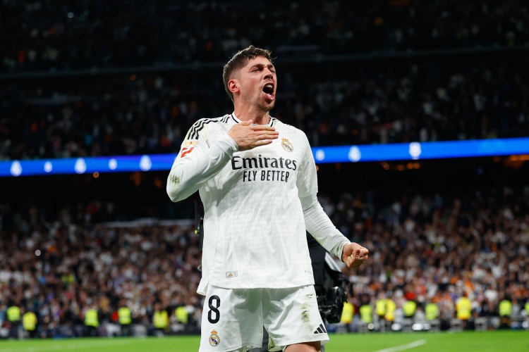 随着球队两, 后卫并非其