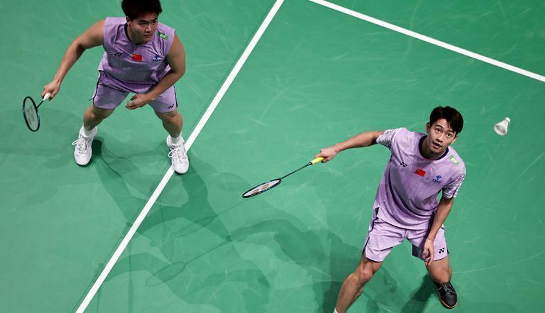 王昶昂首闯 王昶昂首闯